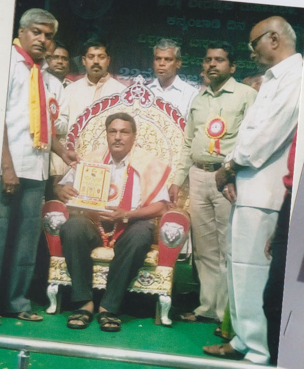 ಕಾಸರಗೋಡು ಅಶೋಕ್ ಕುಮಾರ್‌ಗೆ ‘ಕಾವ್ಯಶ್ರೀ’ ಪ್ರಶಸ್ತಿ ಪ್ರದಾನ